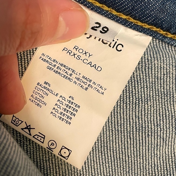 Roxy Acynetic High Rise Flare Jeans Size 29 - Picture 8 of 10